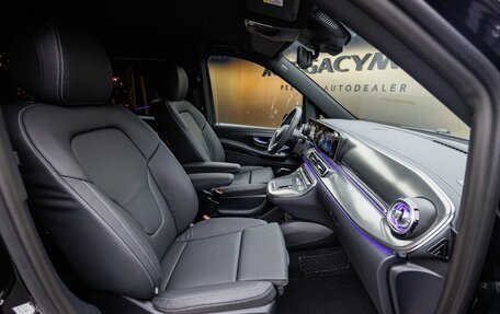 Mercedes-Benz V-Класс, 2025 год, 14 870 000 рублей, 21 фотография