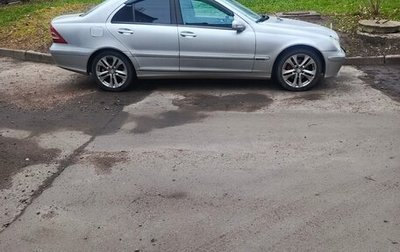 Mercedes-Benz C-Класс, 2002 год, 450 000 рублей, 1 фотография