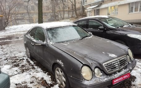 Mercedes-Benz CLK-Класс, 2000 год, 285 000 рублей, 1 фотография