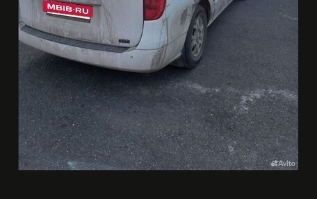 Hyundai Grand Starex Grand Starex I рестайлинг 2, 2013 год, 1 650 000 рублей, 3 фотография