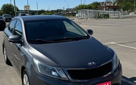 KIA Rio III рестайлинг, 2014 год, 899 000 рублей, 3 фотография