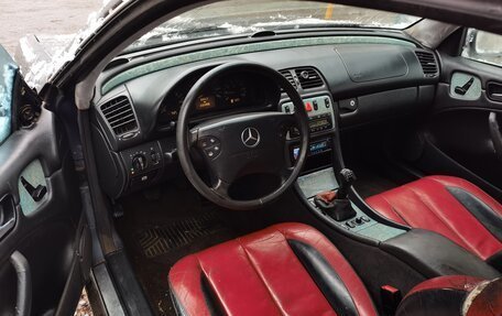 Mercedes-Benz CLK-Класс, 2000 год, 285 000 рублей, 9 фотография