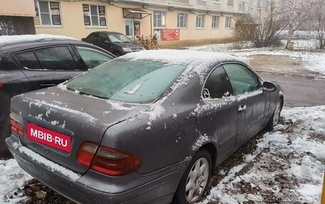 Mercedes-Benz CLK-Класс, 2000 год, 285 000 рублей, 4 фотография