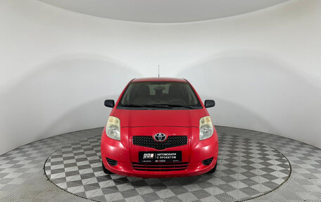 Toyota Yaris III рестайлинг, 2008 год, 447 000 рублей, 2 фотография