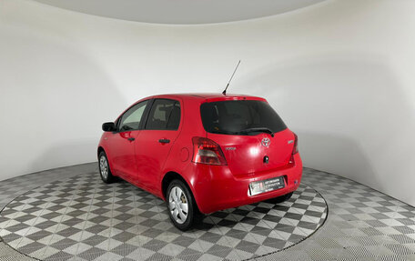 Toyota Yaris III рестайлинг, 2008 год, 447 000 рублей, 8 фотография