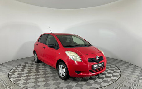 Toyota Yaris III рестайлинг, 2008 год, 447 000 рублей, 3 фотография