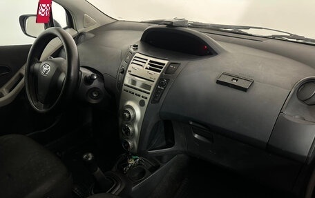 Toyota Yaris III рестайлинг, 2008 год, 447 000 рублей, 10 фотография