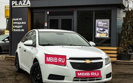 Chevrolet Cruze II, 2012 год, 639 000 рублей, 2 фотография