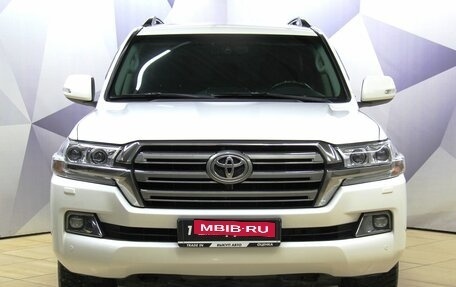 Toyota Land Cruiser 200, 2015 год, 4 498 800 рублей, 11 фотография