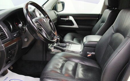 Toyota Land Cruiser 200, 2015 год, 4 498 800 рублей, 12 фотография