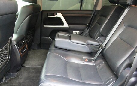 Toyota Land Cruiser 200, 2015 год, 4 498 800 рублей, 34 фотография