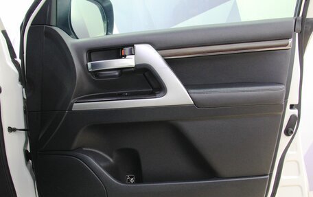 Toyota Land Cruiser 200, 2015 год, 4 498 800 рублей, 39 фотография