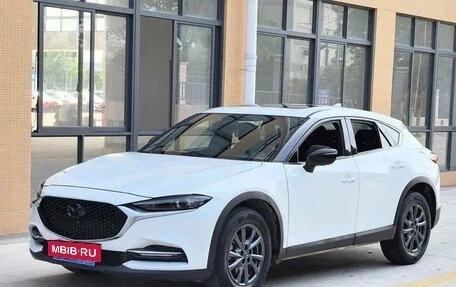 Mazda CX-4, 2021 год, 2 160 000 рублей, 2 фотография