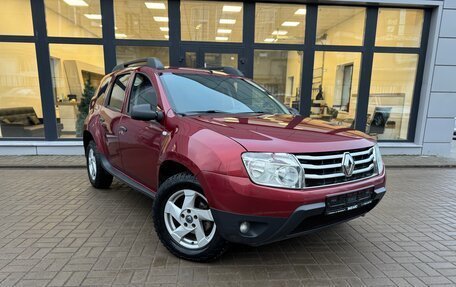 Renault Duster I рестайлинг, 2014 год, 864 000 рублей, 3 фотография