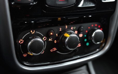 Renault Duster I рестайлинг, 2014 год, 864 000 рублей, 13 фотография