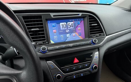 Hyundai Elantra VI рестайлинг, 2016 год, 1 100 000 рублей, 16 фотография