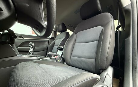 Hyundai Elantra VI рестайлинг, 2016 год, 1 100 000 рублей, 18 фотография