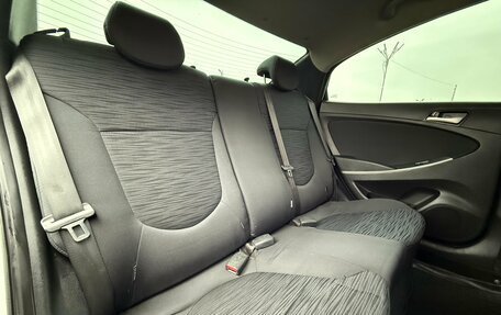 Hyundai Solaris II рестайлинг, 2016 год, 650 000 рублей, 20 фотография