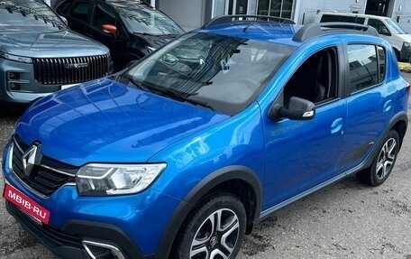 Renault Sandero II рестайлинг, 2021 год, 1 160 000 рублей, 2 фотография