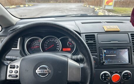 Nissan Tiida, 2010 год, 700 000 рублей, 5 фотография