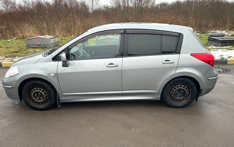 Nissan Tiida, 2010 год, 700 000 рублей, 4 фотография