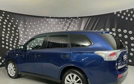 Mitsubishi Outlander III рестайлинг 3, 2014 год, 1 260 000 рублей, 5 фотография