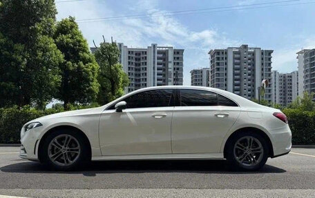 Mercedes-Benz A-Класс, 2021 год, 1 820 000 рублей, 7 фотография