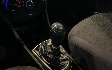 Hyundai Solaris II рестайлинг, 2015 год, 521 000 рублей, 30 фотография