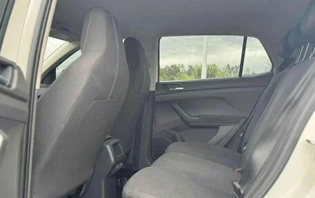 Volkswagen T-Cross I, 2021 год, 1 270 000 рублей, 8 фотография