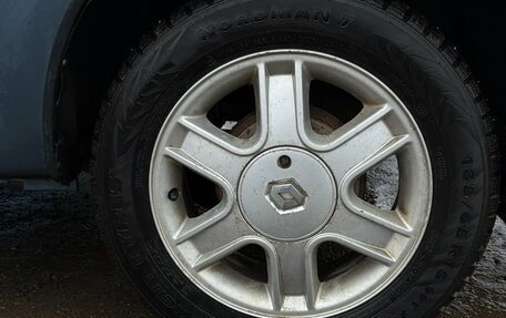 Renault Logan I, 2013 год, 400 000 рублей, 11 фотография