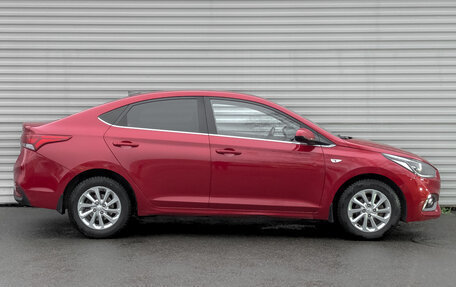 Hyundai Solaris II рестайлинг, 2017 год, 930 000 рублей, 4 фотография