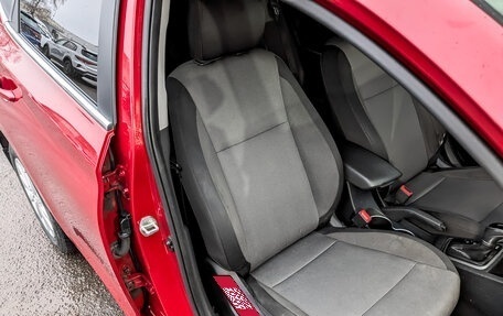 Hyundai Solaris II рестайлинг, 2017 год, 930 000 рублей, 22 фотография