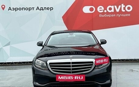 Mercedes-Benz E-Класс, 2018 год, 2 350 000 рублей, 2 фотография