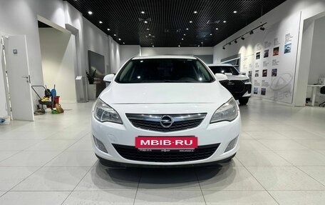 Opel Astra J, 2012 год, 689 000 рублей, 2 фотография