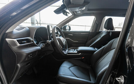 Toyota Highlander, 2025 год, 6 590 000 рублей, 9 фотография