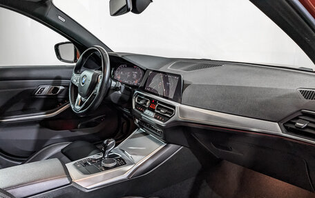 BMW 3 серия, 2021 год, 3 850 000 рублей, 13 фотография