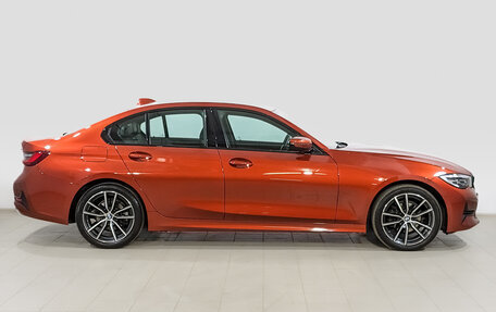 BMW 3 серия, 2021 год, 3 850 000 рублей, 4 фотография