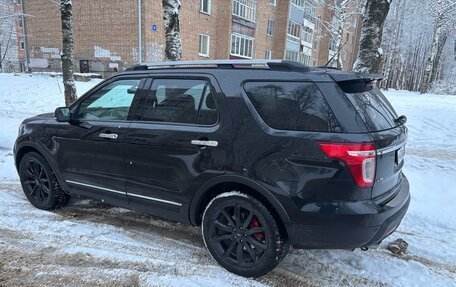 Ford Explorer VI, 2012 год, 1 590 000 рублей, 2 фотография