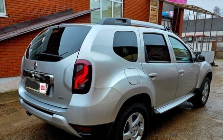 Renault Duster I рестайлинг, 2017 год, 997 000 рублей, 2 фотография