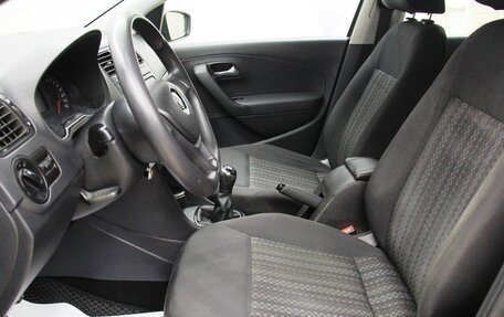 Volkswagen Polo VI (EU Market), 2016 год, 927 500 рублей, 15 фотография