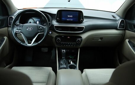 Hyundai Tucson III, 2018 год, 2 150 000 рублей, 15 фотография