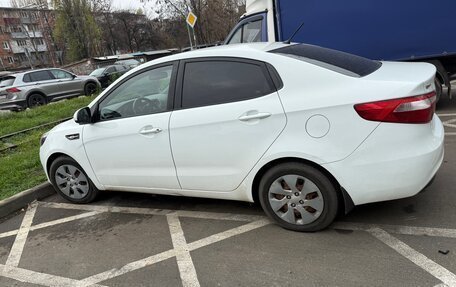 KIA Rio III рестайлинг, 2014 год, 750 000 рублей, 3 фотография