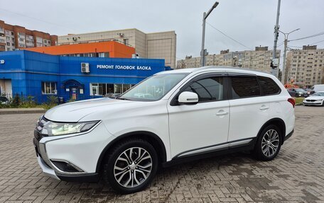 Mitsubishi Outlander III рестайлинг 3, 2017 год, 1 фотография