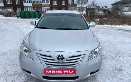 Toyota Camry, 2008 год, 1 200 000 рублей, 4 фотография