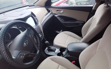 Hyundai Santa Fe III рестайлинг, 2017 год, 1 610 000 рублей, 11 фотография