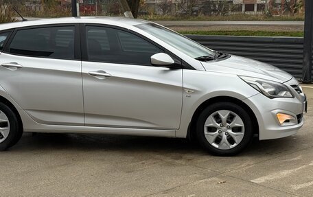 Hyundai Solaris II рестайлинг, 2014 год, 1 150 000 рублей, 3 фотография