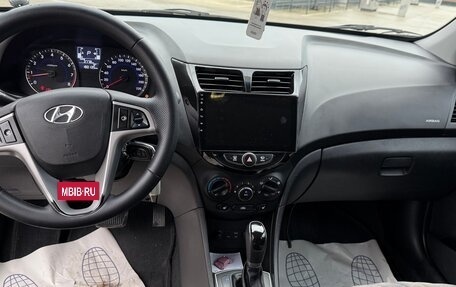 Hyundai Solaris II рестайлинг, 2014 год, 1 150 000 рублей, 14 фотография