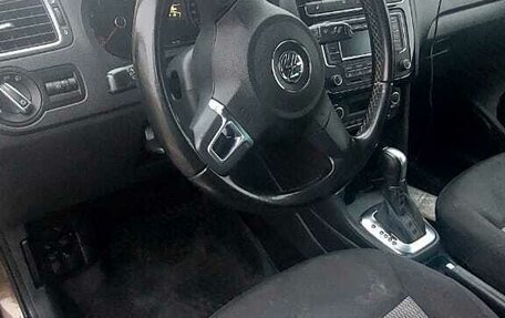 Volkswagen Polo VI (EU Market), 2014 год, 950 000 рублей, 5 фотография