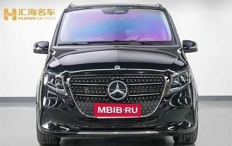 Mercedes-Benz V-Класс, 2025 год, 8 200 032 рублей, 2 фотография