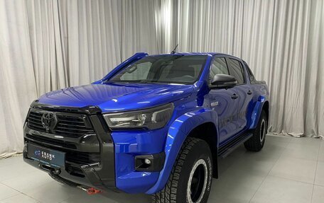 Toyota Hilux VIII, 2022 год, 7 600 000 рублей, 4 фотография